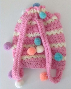 pom-pom-backpack-bag-crochet-pattern-free-back-optw