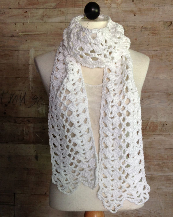 pt023-lacy-shells-scarf2-optw