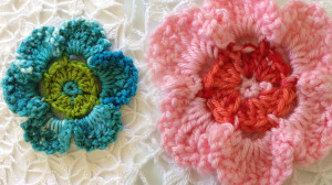 maggies-crochet-round-center-flower-free-pattern-close-up
